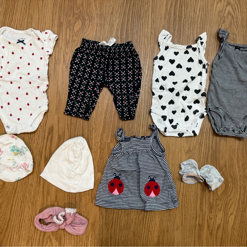 New Born Baby Clothing Set with Heart and Ladybug Designs
